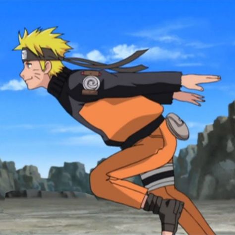 Running Pose, Arm Lock, Suburban Mom, Internet Culture, Viz Media, Anime Fandom, Animation Reference, Itachi Uchiha, An Anime