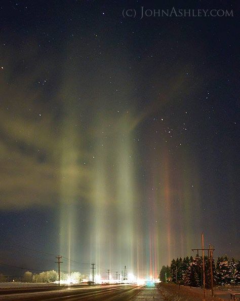 Another great picture of light pillars. They occur when natural or artificial light reflects off flat ice crystals in the air close to the Earth’s surface. This from Sunday night in Columbia Falls, Montana. Pretty fantastic! Photo credit: John Ashley. Light Pillars, Columbia Falls Montana, Science Earth, Today Images, Station Service, Ap Biology, Science Notebooks, Interactive Science, Montana Usa