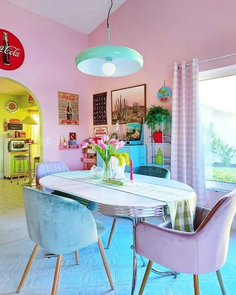 Pastel Dining Room, Pastel Scandi, Colorful Eclectic Bedroom, Turquoise And Lilac, Corner Gallery Wall, Pastel Interiors, Pastel Interior Design, Diner Kitchen, Retro Dining Rooms