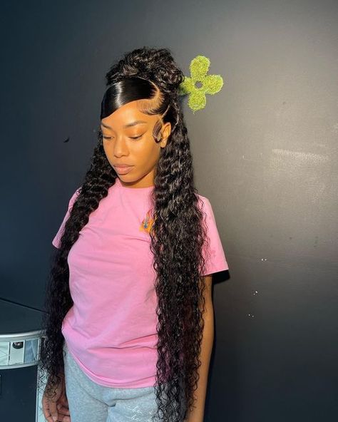 Wig Business, Sleek Ponytail Hairstyles, Frontal Wig Hairstyles, Wig Install, Birthday Hairstyles, Pretty Accessories, Braids Hairstyles Pictures, Glamorous Hair, Glueless Wig