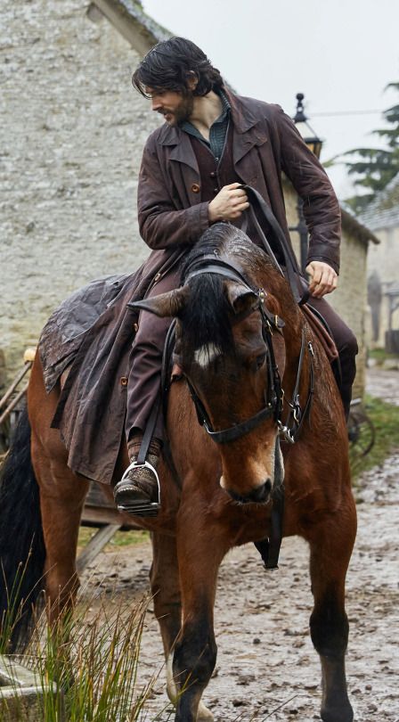 Current sexuality: long-haired, rain-soaked Colin Morgan, astride a horse, wearing a long duster coat. Nightrunner Series, Historical Aesthetic, Long Duster Coat, Hero Comic, Fantasy Aesthetics, Medieval Horse, Horse Movies, King Horse, Beautiful Neck