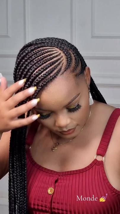 Plaiting Hairstyles, New Braided Hairstyles, Women Cornrows, Latest Hair Braids, Braids Styling, Cornrows Natural Hair, Cornrows Braids For Black Women, Short Box Braids Hairstyles, Braided Hairstyles For Black Women Cornrows