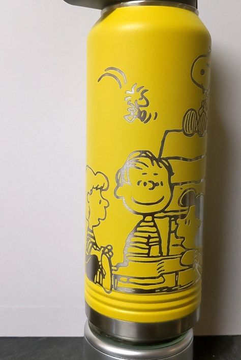 Peanuts Snoopy Version 2 Water Bottle or Tumbler - Etsy Snoopy Merchandise, Peanuts Charm, Snoopy Collectibles, Snoopy Love, Personalized Bottles, Tumbler Personalized, Personalized Water Bottles, Custom Tumbler, Peanuts Gang