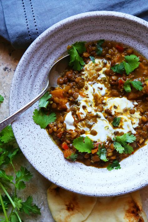 Curry Squash Soup, Curry Squash, Vegan Dal, Soup Butternut Squash, Soup Indian, Best Stew Recipe, Beef Stew With Beer, Curry Lentils, Lentils Soup