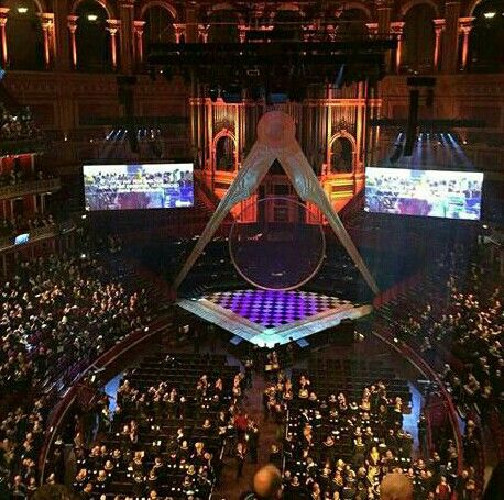 United Grand Lodge of England, 2017 Celebrating 300 years Freemasonry in World, Freemason Secrets, Freemasonry Symbols, Masonic Art, Masonic Freemason, Masonic Temple, Grand Lodge, Masonic Lodge, Masonic Symbols, Magic Symbols