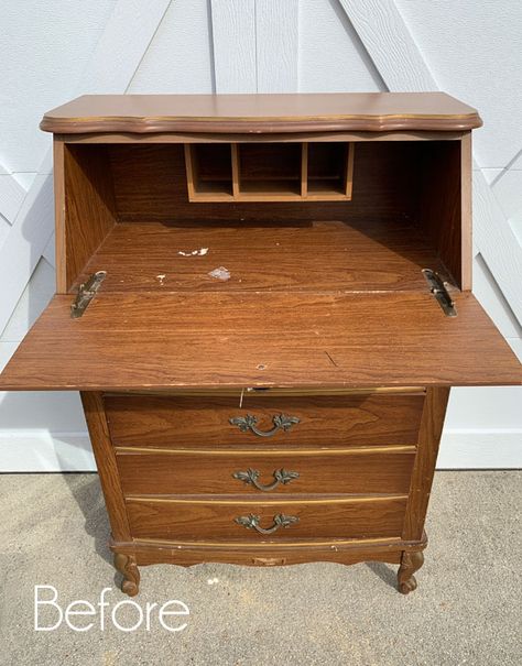 Vintage Secretary Desk Makeover Bureau Desk Upcycle, Vintage Secretary Desk Makeover, Secretary Makeover, Mid Century Desk Makeover, Painted Secretary Desks, Secretary Desk Makeover, Upcycle Desk, Desk Makeover Diy, Vintage Secretary Desk