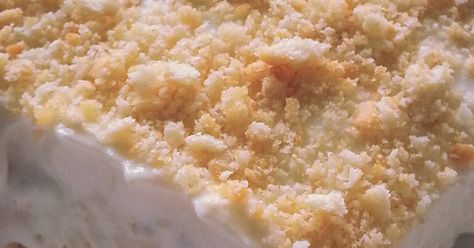 Great recipe for Ritz Cracker Ice Cream Dessert. I got this from where I work.. Ritz Cracker Ice Cream Dessert, Ice Cream Pudding Dessert, Coconut Ice Cream Dessert, Ritz Cracker Dessert, Crazy Desserts, Whip Recipes, Ice Cream Dessert Recipe, Cracker Dessert, Ritz Cracker Recipes