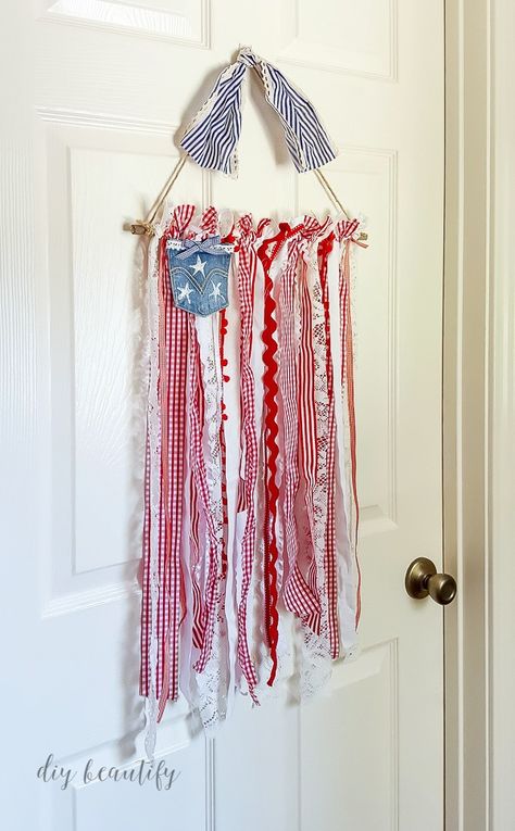 Hobby Lobby Crafts Diy, At Home Crafts, Patriotic Wall Hanging, American Flag Crafts, Rag Flag, Hobby Lobby Crafts, Diy Flag, Ribbon Flag, Bohemian Diy