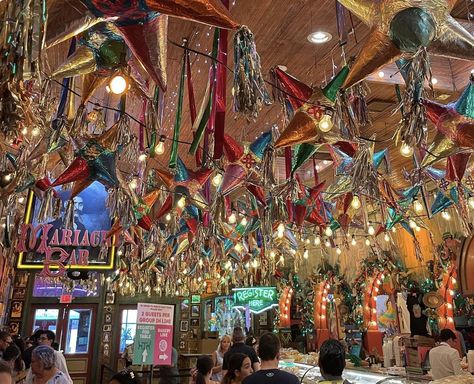 The 23 most Instagram-worthy bars and restaurants in San Antonio San Antonio Texas Restaurants, San Antonio Riverwalk Restaurants, San Antonio Restaurants, San Antonio Food, Sichuan Food, Arizona Trip, San Antonio Riverwalk, San Antonio River, Texas Roadtrip