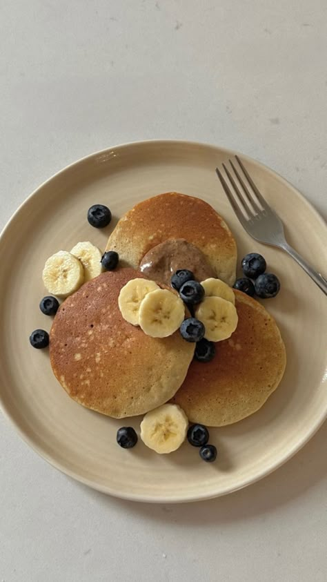 Pancake Aesthetic, Impressive Food, Banana Oat Pancakes, Pancakes For Breakfast, Banana Oat, Pretty Cupcakes, Healthy Food Inspiration, Oat Pancakes, Food Stories