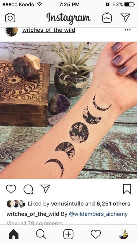 I LOVE this Ferns, feathers, cedar in moons Moon Phases Tattoo, Fern Tattoo, Skin Art, Moon Tattoo, Deathly Hallows Tattoo, Moon Phases, Tattoo Photos, Tattoos And Piercings, Body Art Tattoos