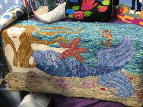 hooked mermaid rug | by BloomKitty Mermaid Rug, Rug Hooking Tutorial, Cookies Kids, Rugs Design, Nautical Crafts, Primitive Rugs, Rug Hooking Patterns, Hand Hooked Rugs, Rug Ideas