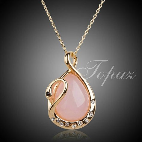 Pendent Designs, Fancy Jewelry Necklace, Pretty Jewelry Necklaces, Jewelry Opal, Gold Fashion Necklace, Classy Jewelry, Gold Earrings Designs, Fancy Jewelry, Jewelry Design Necklace