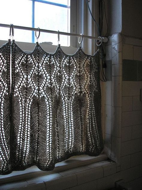 Knit a Bathroom Curtain With This Pattern From Interweave #knitting #handmade #diy #home #homedecor Knit Curtains, Crochet Curtains, Ideas Hogar, Knitted Wit, Cafe Curtains, Lace Curtains, Curtain Designs, Bathroom Curtains, Bathroom Sets