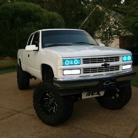 Love the lights!!!! Lifted Trucks With Led Lights, 1990 Chevy Silverado 1500, Trucks With Led Lights, Good Image, Chevy Trucks Silverado, Chevy Girl, Future Trucks, Mud Trucks, Lifted Chevy Trucks