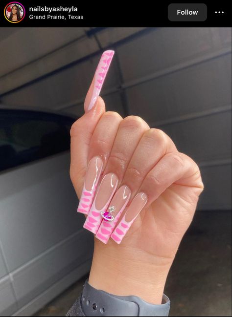 Hot Pink French Tips Short, Hot Pink French Tips, French Tips Short, Glittery Acrylic Nails, Pink French Tips, Colored Acrylic Nails, French Tip Acrylic Nails, Pink French, Short Square Acrylic Nails