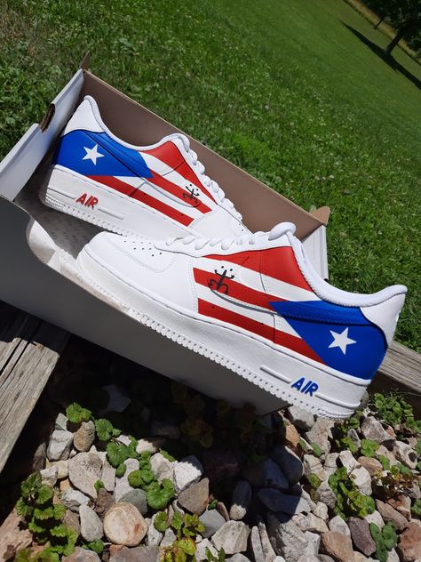 Handpainted by me! Paint is waterproof and scratch resistant. Made to be worn! Available in any size! The design is not affiliated with Nike! The shoes are real Nike shoes but the design is hand painted by me! Puerto Rican Day Parade Outfit, Puerto Rican Outfits, Puerto Rico Clothing, Puerto Rico Island, Custom Sneakers Diy, Puerto Rico Pictures, Puerto Rico History, Puerto Rican Pride, Nike Shoes Girls