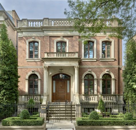 Lincoln Park Greek Revival – BGD&C Homes Greek Revival Home, Townhouse Exterior, Kerala House, Revival Architecture, Brick Exterior House, Casas Coloniales, Ideas Casa, Greek Revival, Lincoln Park