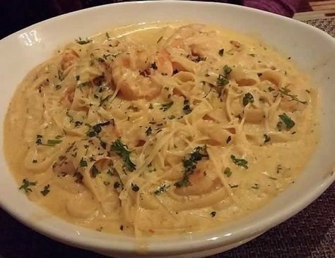 Crawfish Fettucine Recipe Louisiana Easy, Crawfish Enchiladas Recipe, Crawfish Fettucine Recipe, Crawfish Fettuccine, Crawfish Dishes, Crawfish Pasta, Nola Recipes, Fettuccine Recipe, Crawfish Recipes