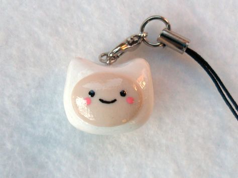 Finn (Adventure Time) Charm with Cell Phone Strap :D. via Etsy. Finn From Adventure Time, Bling Phone Cases Diy, Finn Adventure Time, Clay Keychain, Clay Magnets, Cell Phone Strap, Clay Diy Projects, Clay Crafts Air Dry, Cute Polymer Clay