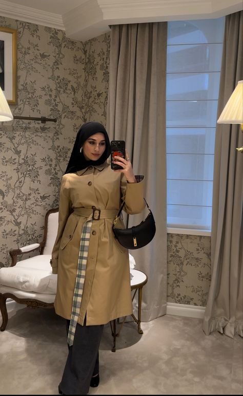 Hijabi Saree Aesthetic, Nawal Sari, Fashionista Aesthetic, Hijab Aesthetic, Hijabi Outfits Casual, Hijab Styles, Hijabi Outfits, Fashion Icons, Outfits Casual