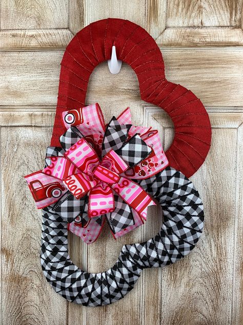 Valentine Heart Wreath, Double Heart Wreath, Diy Heart Shaped Deco Mesh Wreath, Multi Ribbon Bow, Mesh Valentine Wreath, Valentine Yarn And Ribbon Wreath, Wreath Valentines Day, Valentine Stuff, Heart Wall Hanging