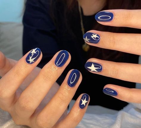 Navy Nails, Kutek Disney, Hippie Nails, Short Gel Nails, Casual Nails, Nagel Inspo, Star Nails, Fire Nails, Funky Nails