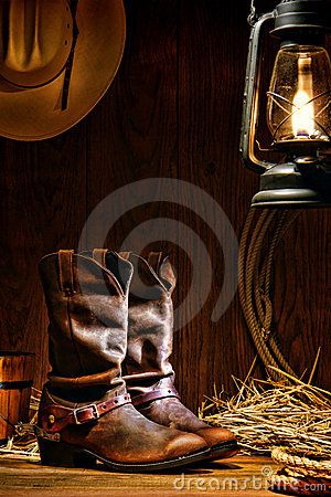 Me encanta!!! :D Western Still Life, Western Photo Shoot, Boots Reference, Western Prom, True Connection, American Barn, Western Photo, Country Things, Western Riding