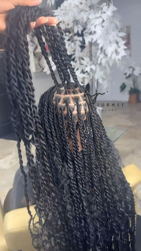 Hairstyles Twist, Island Twist, Cute Box Braids, Braided Hairstyles For Black Women Cornrows, Hairstyles Cute, Beautiful Black Hair, Twist Braid, Box Braids Hairstyles For Black Women, Cute Braided Hairstyles