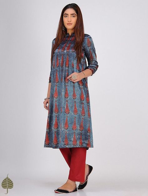 Buy Indigo Madder Black Ajrakh printed Mandarin Collar Mashru Kurta by Jaypore Silk Women Kurtas Online at Jaypore.com Silk Kurtis, Silk Kurtas, Khadi Kurta, Saffron Threads, Simple Kurti Designs, Kurta Design, Suit Pattern, Designer Kurtis, Traditional Clothes