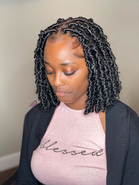 Butterfly Locs Bob, Short Butterfly Locs, Short Soft Locs, Faux Dreadlocks, Latest Braided Hairstyles, Lil Girl Hairstyles, Big Box Braids Hairstyles, African Hair Braiding Styles, Faux Locs Hairstyles