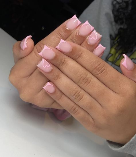 Short Acrylic Nails Designs Pink, Pink Nails Short Square, Cute Baddie Nails Short, Plain Acrylic Nails, Acrylic Nails Yellow, Rave Nails, Bow Nails, Makeup Nails Designs, Heart Nail Designs