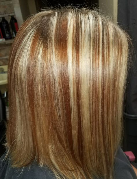 Ginger With Brown And Blonde Highlights, Light Chunky Highlights, Blonde Ginger Highlights, Strawberry Blonde Skunk Hair, Skunk Hair Ginger And Blonde, Chunky Highlights Ginger Hair, Ginger Hair With Chunky Highlights, Strawberry Blonde Hair With Chunky Highlights, Skunk Hair Ginger