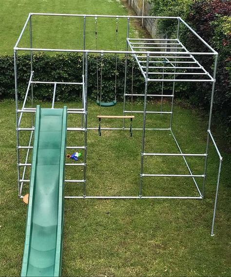 Diy Monkey Bars, Parkour Equipment, Backyard Jungle Gym, Kids Climbing Frame, Backyard Gym, Kids Play Equipment, Diy Gym, Diy Home Gym, Backyard Swings