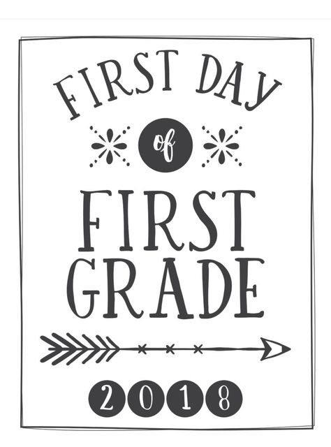 first day printable arrow and circle first grade First Day Printable, First Day Of 7th Grade, Free School Printables, First Day Of School Sign, School Printables, School Signs, Free Sign, 6th Grade, Printable Signs