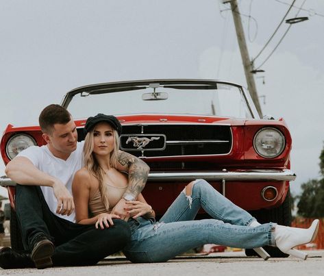 Engagement photo shoot with a 1965 Ford Mustang Convertible from Revvies Classics in Fort Myers, Florida Shooting Photo Couple, 1965 Ford Mustang Convertible, Car Engagement Photos, Classic Car Photoshoot, Haircut Selfie, Photo Hijab, 1965 Ford Mustang, Car Poses, Ford Mustang Convertible