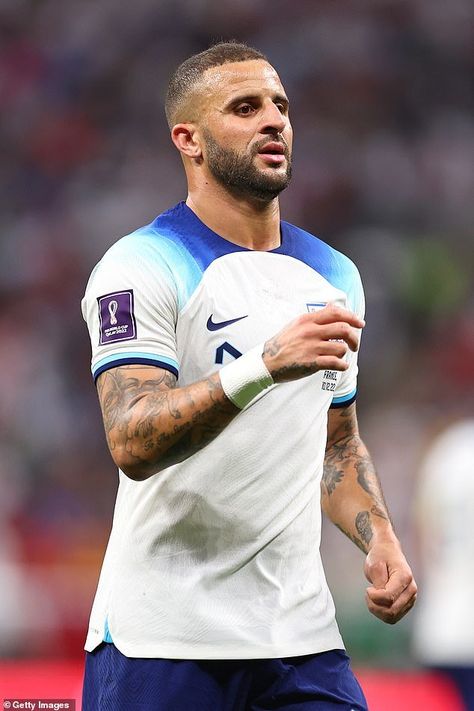 Kyle Walker's England teammates 'knew about the star's secret family with Lauryn Goodman and would even join in on FaceTimes' Check more at https://maholicious.com/kyle-walkers-england-teammates-knew-about-the-stars-secret-family-with-lauryn-goodman-and-would-even-join-in-on-facetimes/ Her Silence, Secretly Married, Kyle Walker, Biological Father, England Football, Six Month, Play Soccer, First Daughter, Dna Test