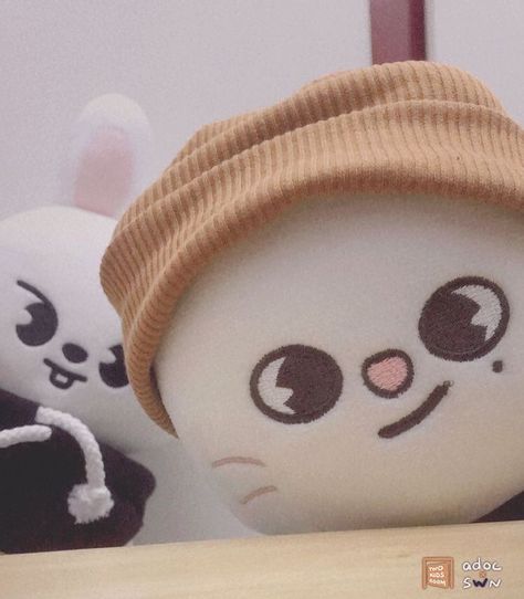 Skzoo Plushies, Teenager Bedroom Design, I Love My Hubby, Kids Zoo, Kids Mood, Kids Board, Skz In Cute, Kid Memes, Perfect Boy