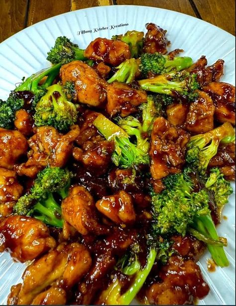 stephvnietea Dreamsicle Salad Recipe, Chicken With Broccoli, Bourbon Chicken Recipe, Chicken Dumpling Soup, Bourbon Chicken, Savory Dinner, Grilled Teriyaki Chicken, Broccoli Recipe, Chicken And Broccoli