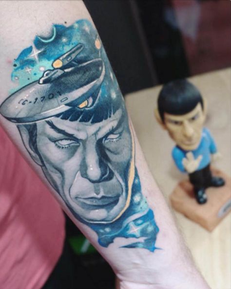 Spock Tattoo, Star Trek Tattoo, Split Personalities, Tv Tattoo, Knee Tattoos, Star Trek 1966, Mr Spock, Epic Tattoo, Star Trek Funny