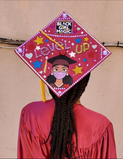 American Graduation Cap, Afro Graduation, College Graduation Cap Decoration, Grad Hat, Grad Ideas, Cap Decoration, Graduation Cap Designs, Graduation Caps, Graduation Cap Decoration