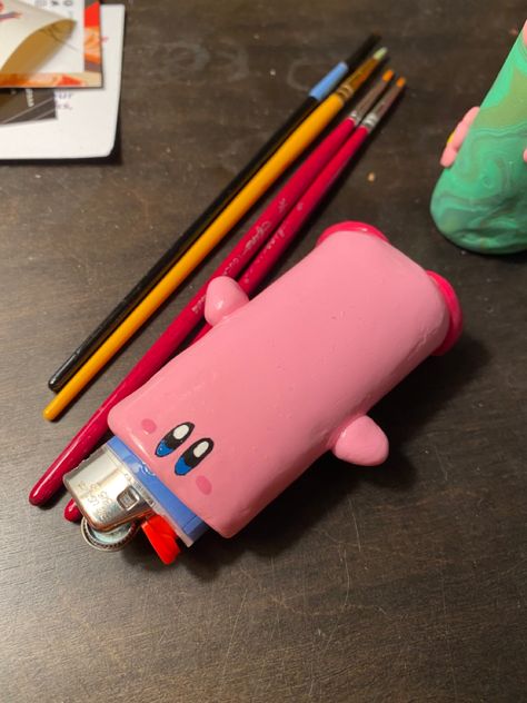 Kirby Ashtray, Clay Lighter Covers, Lighter Holder Clay, Lighter Cover Clay, Air Dry Clay Lighter Case, Clay Lighter Holder, Painted Lighters, Diy Clay Ashtray, Clay Lighter Case