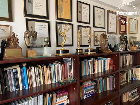 Award Shelves, Mercedes Ruehl, Francis Coppola, Marlee Matlin, The Fisher King, Geena Davis, Adrien Brody, Zeta Jones, Oscar Award