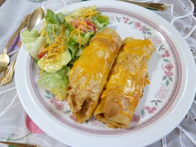 SPLENDID LOW-CARBING BY JENNIFER ELOFF: CHICKEN CREPE CASSEROLE Crepe Casserole, Chicken Crepe, Low Carb Crepe, Chicken Crepes, Stuffed Manicotti, Manicotti Recipe, Picante Sauce, Creamy Chicken Enchiladas, Mushroom Soup Recipes