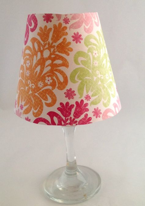 DIY Mini-lampshade Tiny Lamp, Lamp Shade Crafts, Boom Boom Room, Diy Table Lamp, Mini Table Lamps, Mini Lamp, Diy Lamp, Harp, Paper Napkins