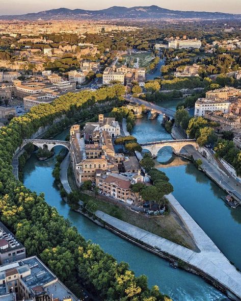 Isola Tiberina Rome Ancient Names, Rome City, Italy Travel Guide, Rome Travel, Rome Italy, Aerial View, Italy Travel, Kale, Wonders Of The World