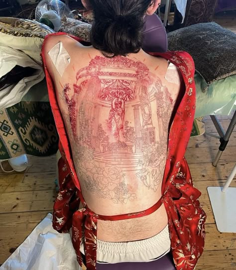 Back Red Tattoo, Baroque Tattoo, Cute Tats, Red Tattoo, Pretty Tattoos For Women, Cute Little Tattoos, Play Together, Aesthetic Tattoo, Dope Tattoos