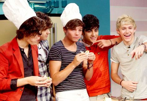 One Direction Wallpaper, Rascal Flatts, One Way Or Another, One Direction Photos, Best Song Ever, Five Guys, Twitter Layouts, One Direction Harry, One Direction Pictures