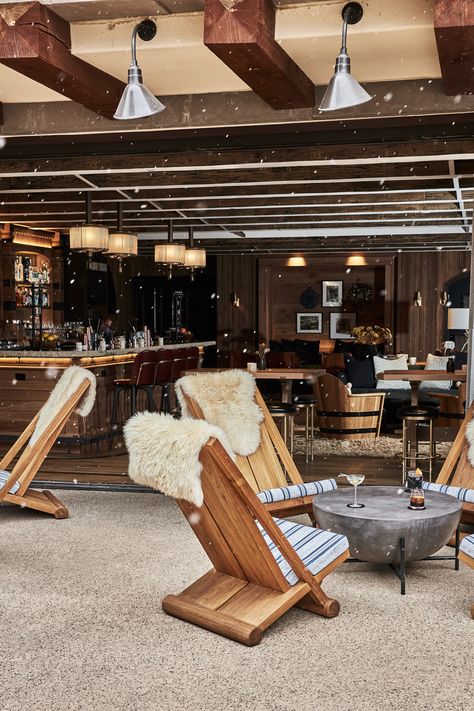 Lodge Restaurant Design, Luxury Ski Lodge Interiors, Mountain Restaurant Interior Design, Mountain Bar Design, Ski Resort Interior Design, Mountain Hotel Interior, Mountain Restaurant Design, Poconos Aesthetic, Mountain Hotel Design