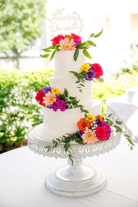 Wedding Cakes With Bright Flowers, White Cake With Colorful Flowers, Bright Flower Wedding Cake, White Wedding Cake With Colorful Flowers, Bright Wedding Cakes, August Wedding Cake, Wedding Cake Colorful Flowers, Wedding Cake With Colorful Flowers, Mexican Cake Ideas